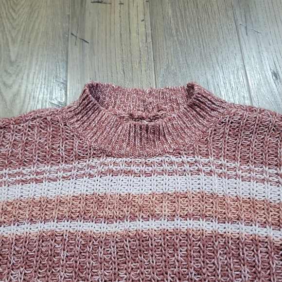 American eagle Mock Neck sweater size XS - Picture 2 of 6